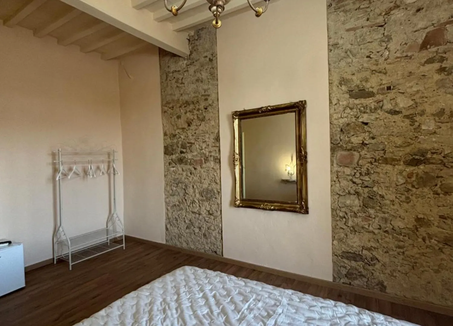 Luxury Toscana Rooms Монтескудайо Гостевой дом